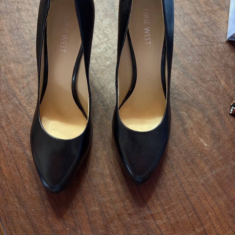 Black leather 3 inch heals